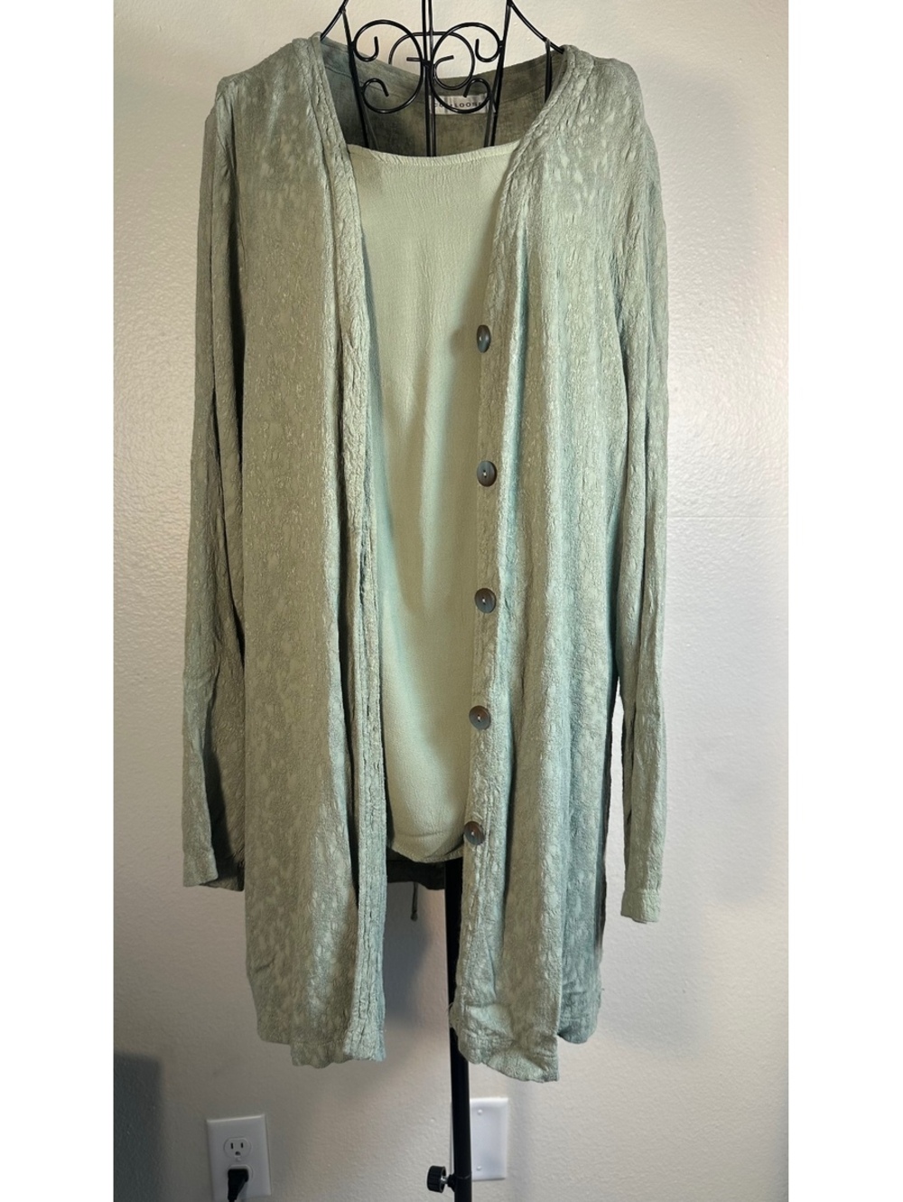Cut Loose Green Minimalistic Matching Tank and Patterned Button Up Cardigan